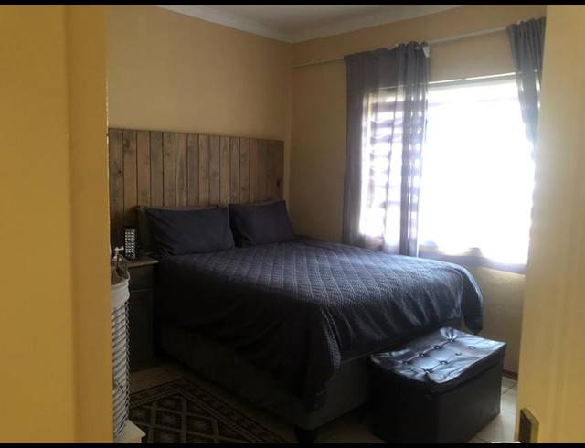 2 BEDROOM TOWNHOUSE FOR SALE IN HESTEAPARK